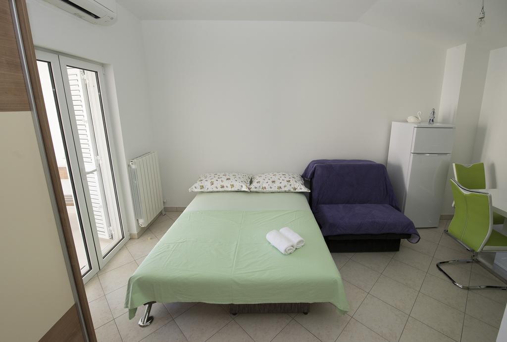 Studio Apartment Tesija Split Zewnętrze zdjęcie